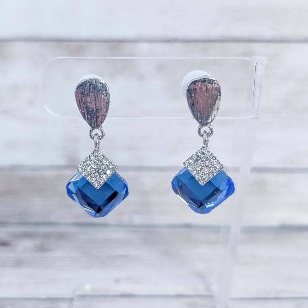Vintage Clip On Earrings Blue & Silver Tone Dangle Earrings Statement Stylish